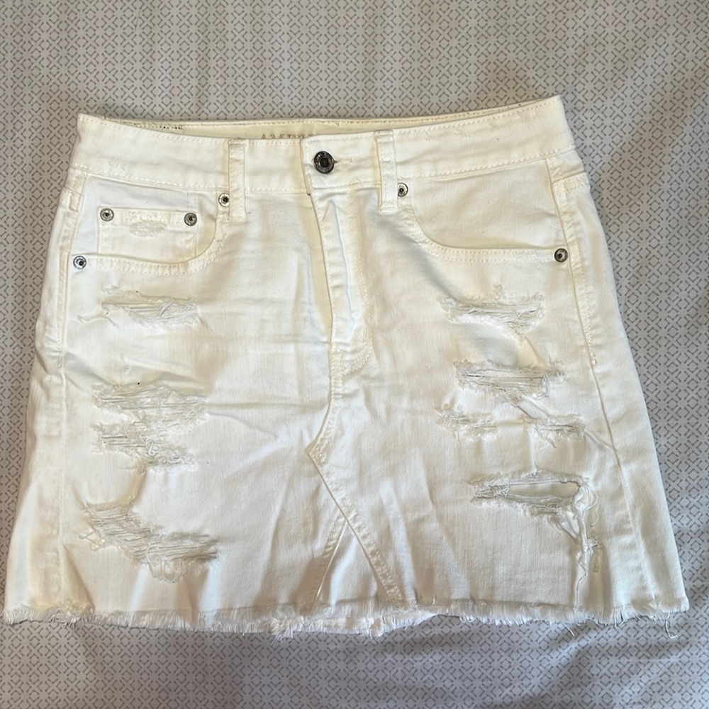 American Eagle White Jean Skirt